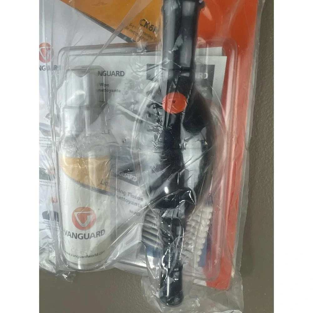 Vanguard 6-in-1 Cleaning Kit for Camera- new